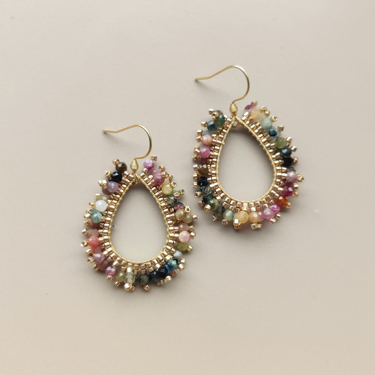 OBSIDIAN VEIL earrings